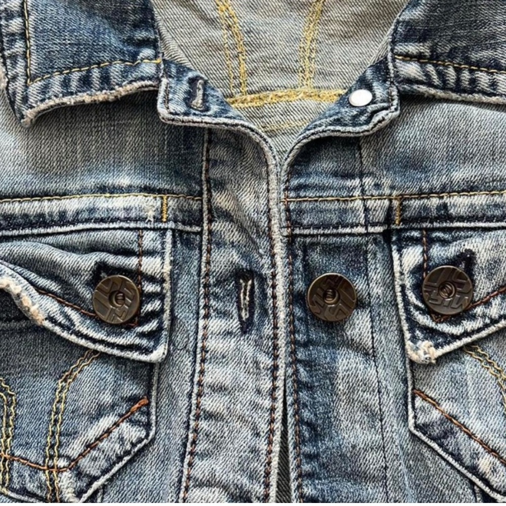 Miss Sixty Light Wash Diesel Style Jean Jacket. Size M - Picture 3 of 7